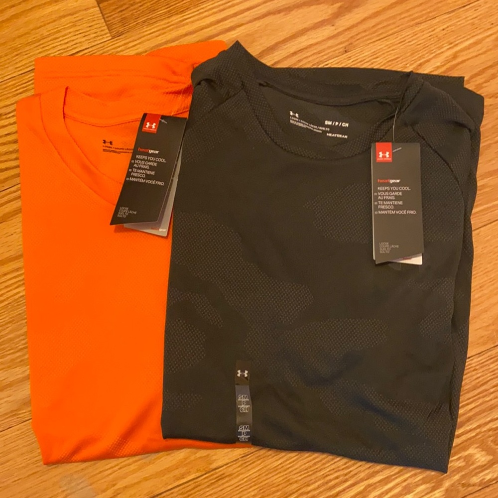 2 men’s small Under Armour t-shirt New w/ tags